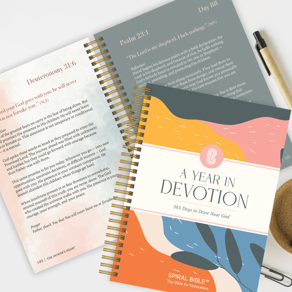 A Year In Devotion: 365 Days To Draw Near God – Spiral Bible